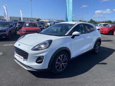 Voir le détail de l'offre de cette FORD Puma 1.0 EcoBoost 125ch mHEV Titanium 6cv de 2020 en vente à partir de 15 899 € 