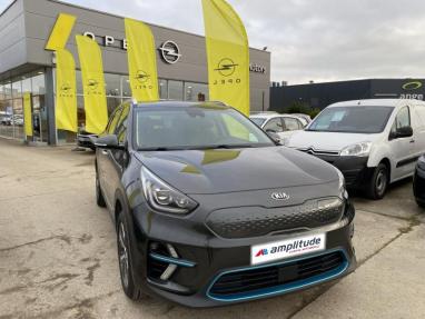 Voir le détail de l'offre de cette KIA e-Niro Premium 204ch de 2021 en vente à partir de 209.8 €  / mois