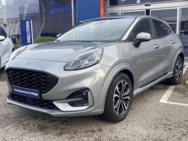 Voir le détail de l'offre de cette FORD Puma 1.0 EcoBoost 125ch S&S mHEV ST-Line Powershift de 2022 en vente à partir de 221.8 €  / mois