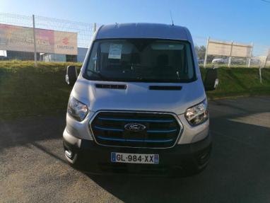 Voir le détail de l'offre de cette FORD Transit 2T Fg PE 390 L2H2 198 kW Batterie 75/68 kWh Trend Business de 2023 en vente à partir de 542.21 €  / mois