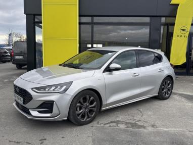 Voir le détail de l'offre de cette FORD Focus 1.0 Flexifuel mHEV 125ch ST-Line X de 2022 en vente à partir de 20 999 € 