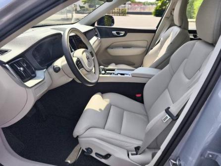 VOLVO XC60 T6 Hybride Rechargeable 253 + 145ch Ultra Style Dark Geartronic 8 AWD à vendre à Bourges - Image n°11