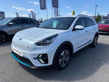 Voir le détail de l'offre de cette KIA e-Niro e-Premium 204ch de 2020 en vente à partir de 273.61 €  / mois