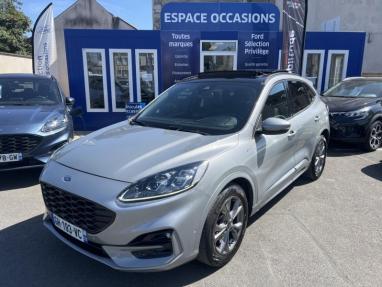 Voir le détail de l'offre de cette FORD Kuga 2.5 Duratec 190ch FHEV E85 ST-Line X BVA de 2022 en vente à partir de 266.73 €  / mois
