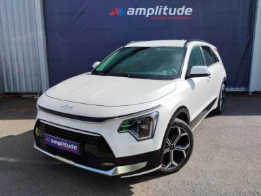 Voir le détail de l'offre de cette KIA Niro 1.6 GDi 141ch HEV Premium DCT6 de 2023 en vente à partir de 408.87 €  / mois