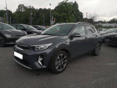 Voir le détail de l'offre de cette KIA Stonic 1.0 T-GDi 120ch MHEV GT Line iBVM6 de 2021 en vente à partir de 245.31 €  / mois