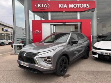 Voir le détail de l'offre de cette MITSUBISHI Eclipse Cross 2.4 MIVEC PHEV 188ch Black Collection 4WD 2023 de 2024 en vente à partir de 302.31 €  / mois