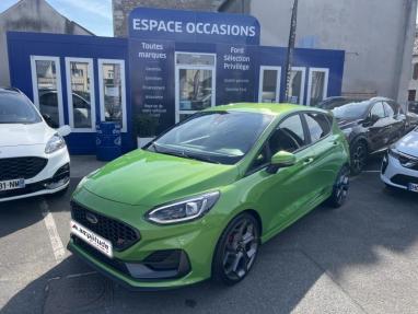 Voir le détail de l'offre de cette FORD Fiesta 1.5 EcoBoost 200ch ST 5p de 2023 en vente à partir de 248.02 €  / mois