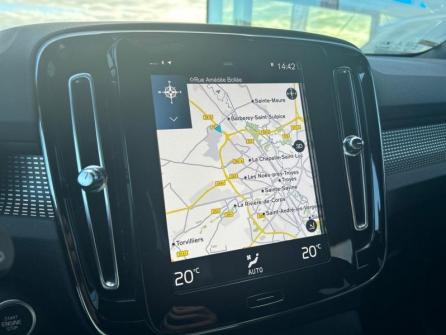 VOLVO XC40 B3 163ch R-Design DCT 7 à vendre à Troyes - Image n°9
