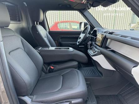 LAND-ROVER Defender 90 3.0 D200 Hard Top S à vendre à Troyes - Image n°10